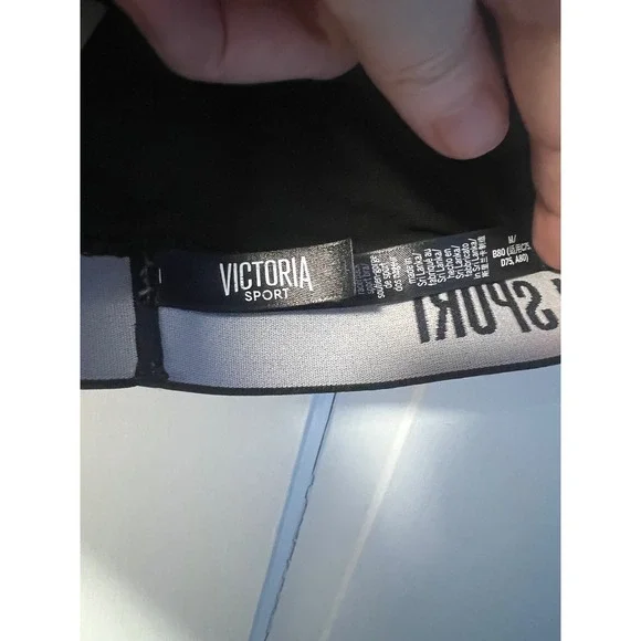 Victoria Sport The Player Racerback Black Sports Bra Size Medium - Picture 6 of 6